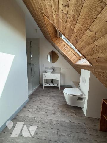 PLOEMEUR  MAISON de 151 m² habitable sur terrain de  620 m² libre en mai 2026