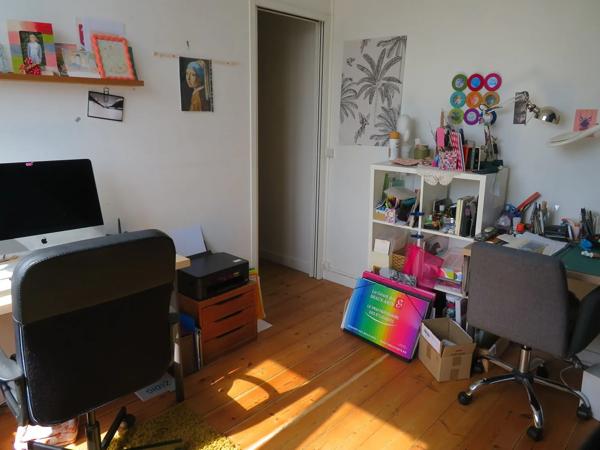 EN EXCLUSIVITE, situé secteur Petit RONCHIN, je suis une charmante maison avec une mitoyenneté de 116M² habitable (12…
