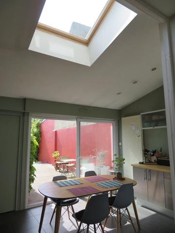 EN EXCLUSIVITE, situé secteur Petit RONCHIN, je suis une charmante maison avec une mitoyenneté de 116M² habitable (12…
