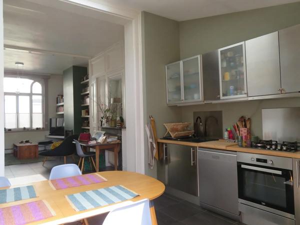 EN EXCLUSIVITE, situé secteur Petit RONCHIN, je suis une charmante maison avec une mitoyenneté de 116M² habitable (12…