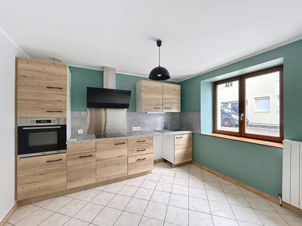 AGREABLE MAISON HABITABLE DE SUITE centre bourg Lérouville AGREABLE MAISON HABITABLE DE SUITE centre bourg Lérouville