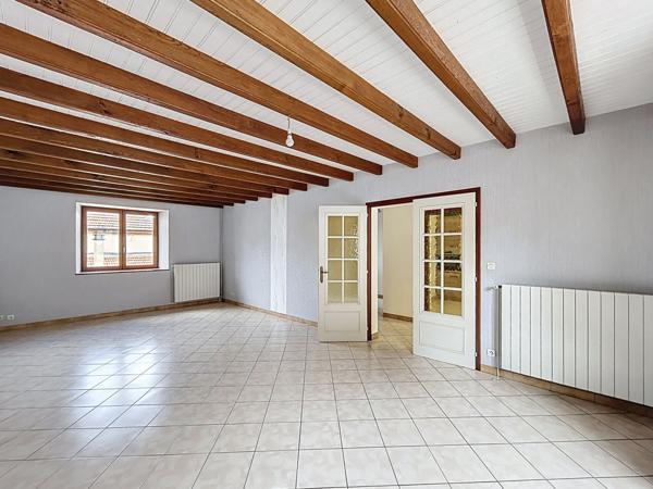 AGREABLE MAISON HABITABLE DE SUITE centre bourg Lérouville AGREABLE MAISON HABITABLE DE SUITE centre bourg Lérouville