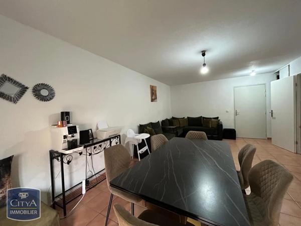 Appartement à louer 3 pièces 62.49m² Béziers (34500)