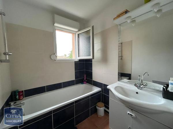 Appartement à louer 3 pièces 62.49m² Béziers (34500)