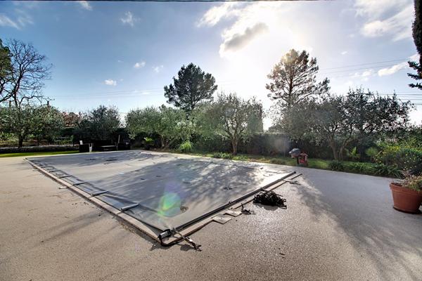 A VENDRE EN EXCLUSIVITE ! Propriété sur LORGUES avec maison, studio et dépendance - Proche village