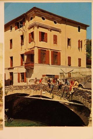 Ganges (34190) Ancienne filature à soie, gites, maison d’hôtes au cœur du parc national des Cévennes.