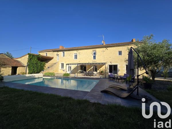 Maison à vendre 9 pièces 208 m² Saint-Varent