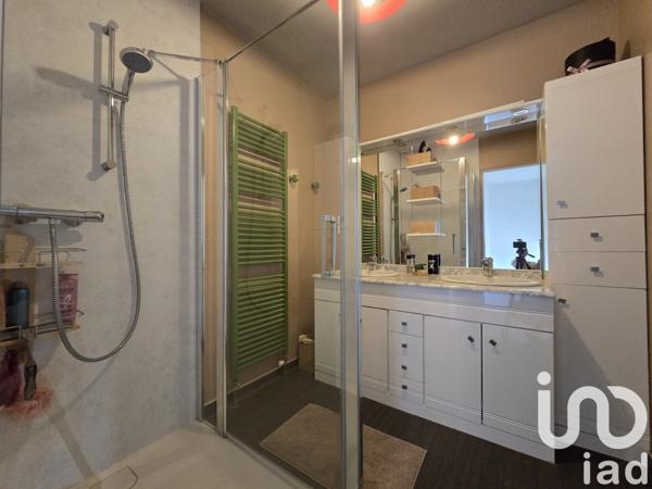 Maison à vendre 9 pièces 208 m² Saint-Varent