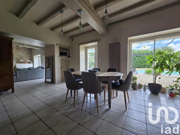 Maison à vendre 9 pièces 208 m² Saint-Varent