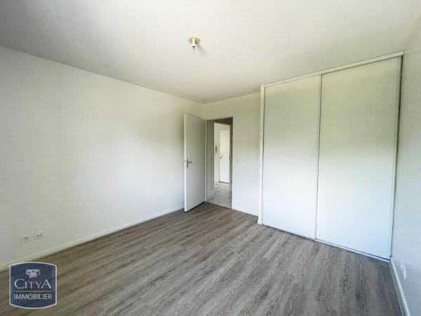 Appartement à louer 2 pièces 46.07m² Alençon (61000)