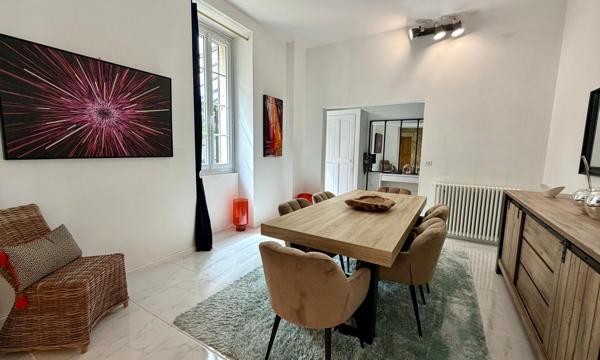 Mas XIXe T11 avec piscine et terrain constructible