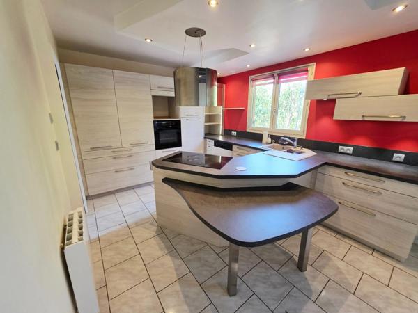 🏡 RARE À ÉGLY ! Maison familiale 6 pièces – 4 chambres, 55 m² de pièce de vie, jardin et sous-sol total