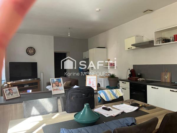 Appartement rénové 53 m2 avec parking privatif