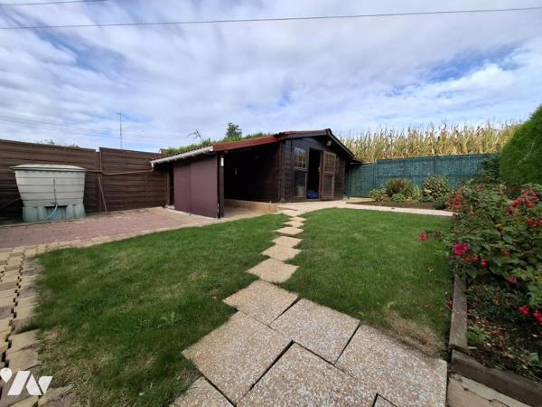 Maison semi-mitoyenne, jardin, garage , 3 chambres