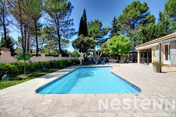 À VENDRE Maison plain-pied 134 m² à Vidauban -Piscine, Garage.