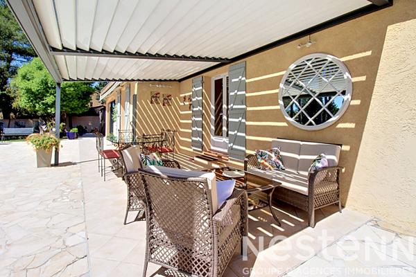 À VENDRE Maison plain-pied 134 m² à Vidauban -Piscine, Garage.