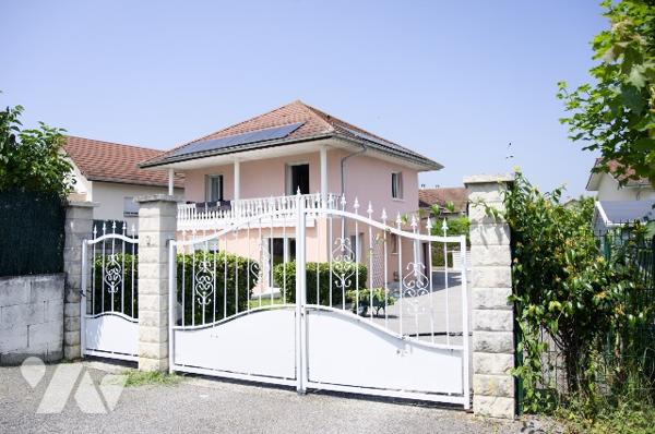 Maison familiale 5 chambres, écologique (DPE : B), proche écoles et gare – Rumilly
