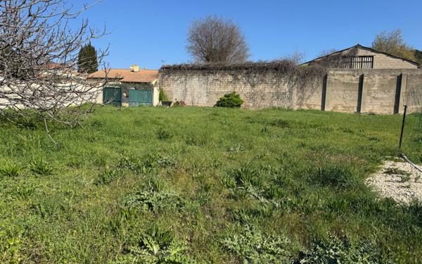 Terrain à vendre    Beaucaire