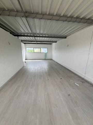 A louer Laval local commercial 45 m2