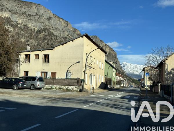 Maison à vendre 9 pièces 179 m² Espinasses