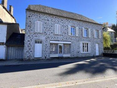 Maison individuelle à vendre à Cheylade dans le Cantal (15400), ref : 101T-15029