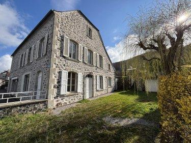 Maison individuelle à vendre à Cheylade dans le Cantal (15400), ref : 101T-15029