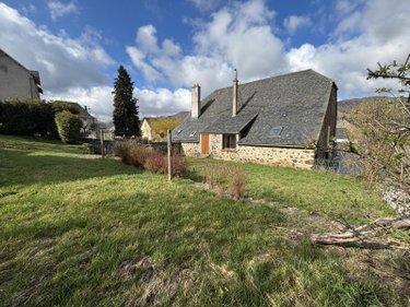 Maison individuelle à vendre à Cheylade dans le Cantal (15400), ref : 101T-15029
