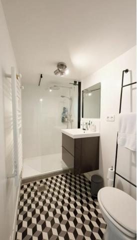 Appartement Paris 2 pièces 31 m² Paris 3 Ascenseur quartier Sainte-Avoye