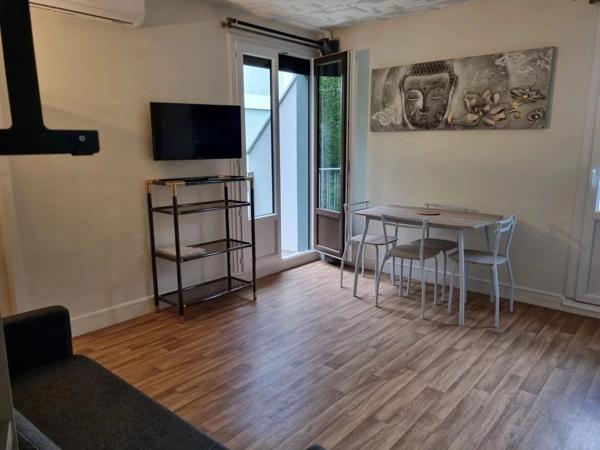Location                                                      Appartement
                        
                     1 pièces                      29 m2                     à Nevers