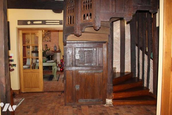 PROPRITE A VENDRE - 1HA50 - 600 M² HAB AVEC PISCINE