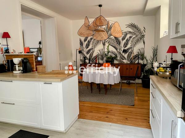 Maison 8 pièces - 210 m²