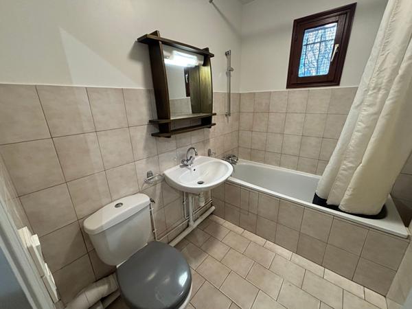 Appartement Montfermeil 2 pièce(s) 48.73 m2