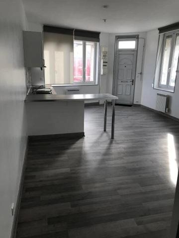 Location                                                      Appartement
                        
                     1 pièces                      35 m2                     à Saint-Quentin