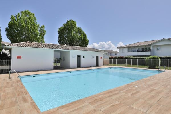 Appartement T2 de 42 m2 avec terrasse et jardin privatif, accès piscine