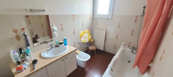 Maison - 7 pièces - 127 m²