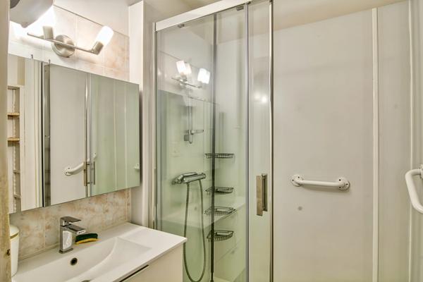 À vendre Montauban centre-ville La Roseraie – Appartement 4 pièces traversant de 65 m² avec garage et cave