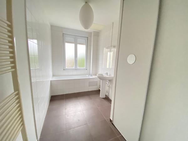 Maison Saint Quentin 8 pièce(s) 145 m2