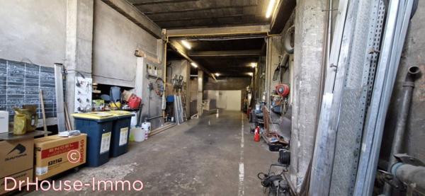 Loft / Atelier à vendre 6 pièces de 495 m²