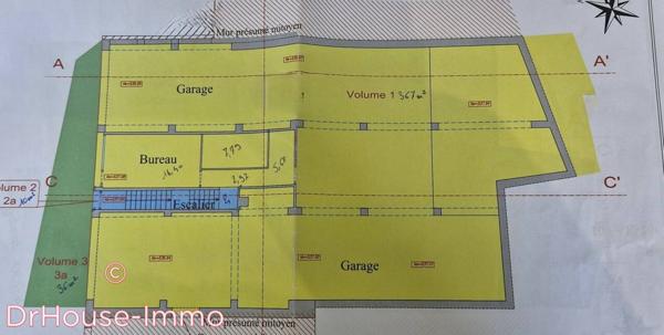 Loft / Atelier à vendre 6 pièces de 495 m²