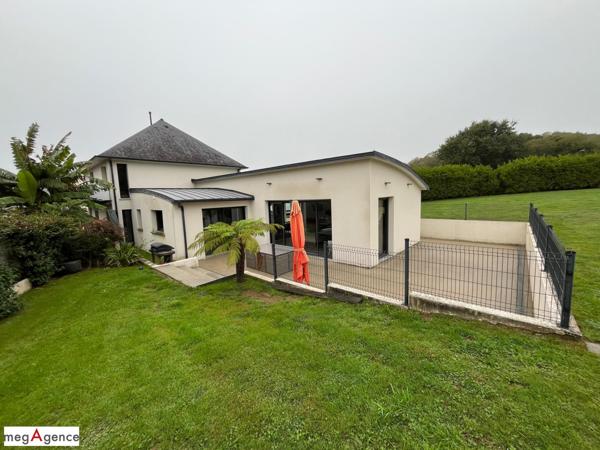 Maison à KERVIGNAC, 56700 - 6 pièces 174m²