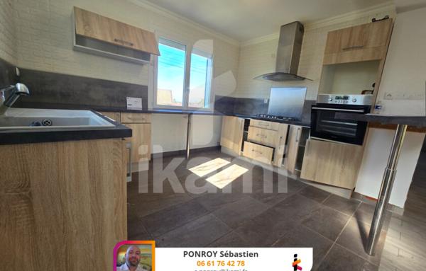 CHABRIS, maison familiale de 160 m2 sur terrain 2 500 m2