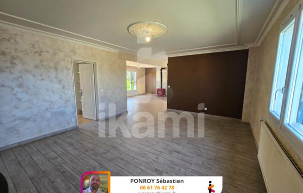 CHABRIS, maison familiale de 160 m2 sur terrain 2 500 m2