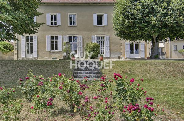 Demeure d'exception à vendre à Maubec