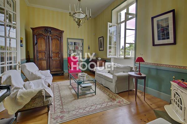 Demeure d'exception à vendre à Maubec