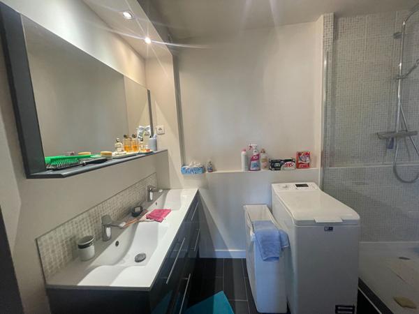 A vendre à Vannes quartier gare appartement 3 chambres, ascenseur