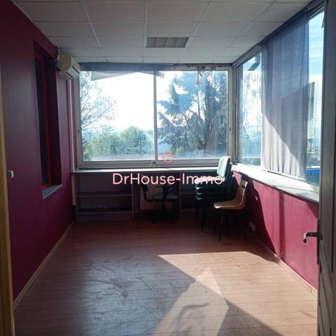 Commerce à vendre 7 pièces de 597 m²