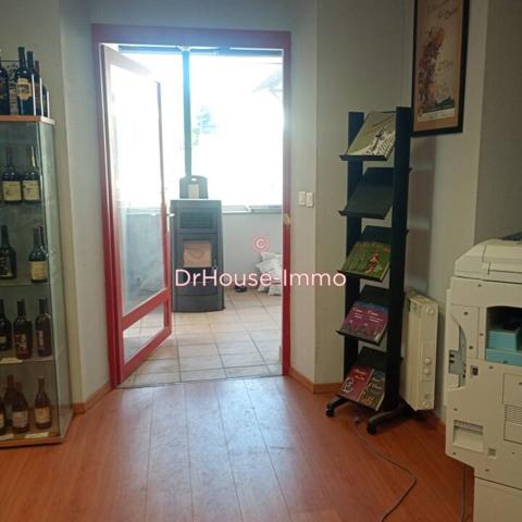 Commerce à vendre 7 pièces de 597 m²