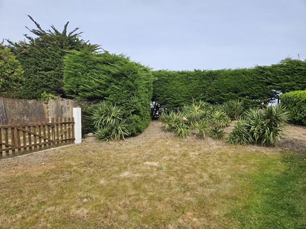 Face à la mer et à 1 km de la Citadelle - Charmante maison de plain-pied avec 2 chambres et jardin