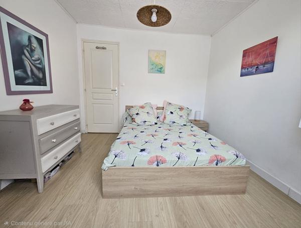 Face à la mer et à 1 km de la Citadelle - Charmante maison de plain-pied avec 2 chambres et jardin