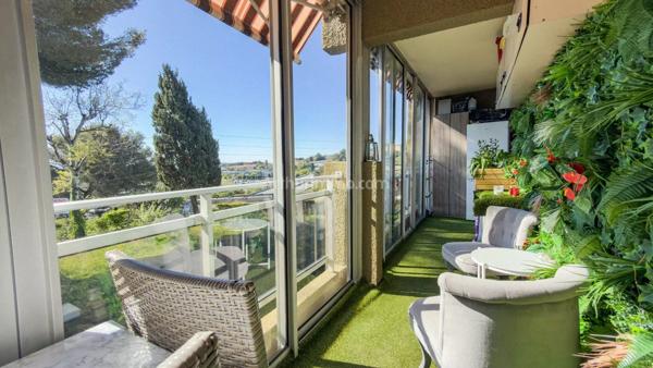 Vente                                                      Appartement
                        
                     2 pièces                      39 m2                     à Villeneuve-Loubet
